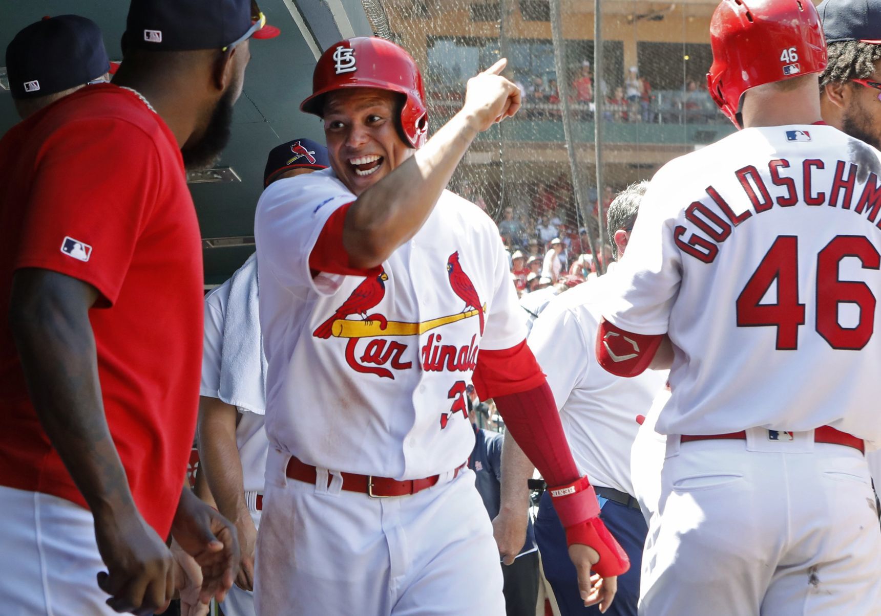 Cards rattle the Diamondbacks 5-2
